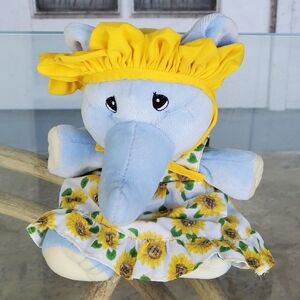 Vintage 1997 Enesco Precious Moments Tender Tails, Elephant Plush W/ Sunflowers